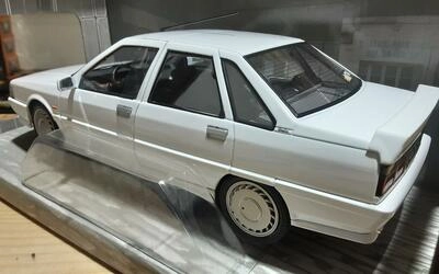 SOLIDO 1/18 - RENAULT 21 TURBO MK I - WHITE - 1988