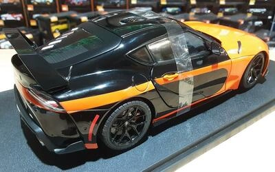 SOLIDO 1/18 - TOYOTA SUPRA GR - 2023 - ORANGE / BLACK