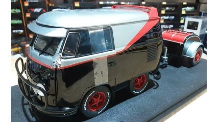 SOLIDO 1/18 - VOLKSWAGEN T1 VAN KOOL COMBI SPORT WITH TRAILE