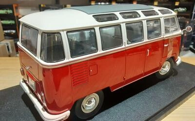 SOLIDO 1/18 - VW T1 SAMBA MINIBUS - 1962 - RED