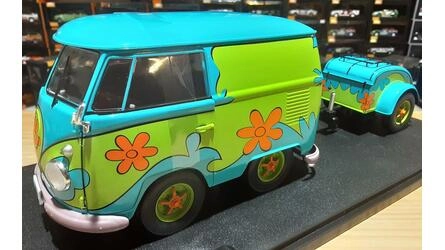 SOLIDO 1/18 - VW T1 VAN KOOL COMBI GHOSTHUNTERS WITH TRAILER