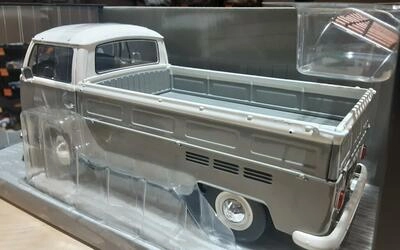 SOLIDO 1/18 - VW T2  PICK UP - 1968 - GREY