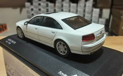 SOLIDO 1/43 - AUDI S8 (D3) - WHITE - 2010