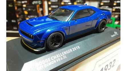 SOLIDO 1/43 - DODGE CHALLENGER SRT - 2018 - BLUE