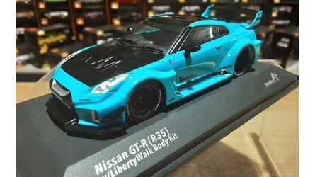 SOLIDO 1/43 - NISSAN GT-R (R35) LB WORK SILHOUETTE COUPÉ - 2