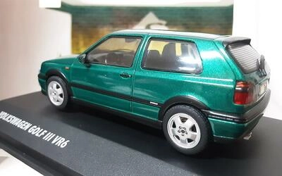 SOLIDO 1/43 - VOLKSWAGEN GOLF III VR6 - 1994 - DRAGON GREEN 