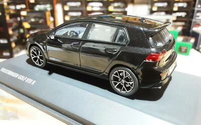 SOLIDO 1/43 - VW GOLF VIII R - 2020 - BLACK
