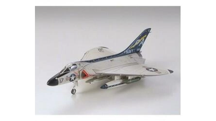 TAMIYA 1:72 DOUGLAS F4D-1 SKYRAY