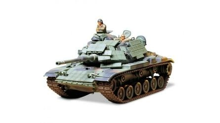 TAMIYA 1:35 US Mar.MBT M60A1 w/Reacti. Armor(3)