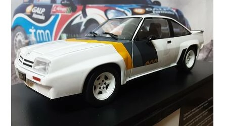 WHITE BOX 1/24 -  OPEL MANTA B 400 - WHITE