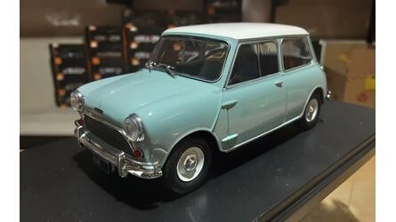 WHITEBOX 1/24 -  AUSTIN MINI COOPER S RHD - LIGHT BLUE/WHITE