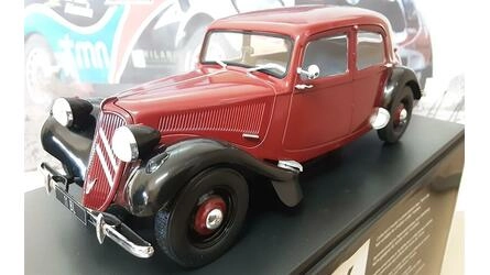 WHITEBOX 1/24 -  CITROEN TRACTION AVANT 11 BL - DARK RED/BLA