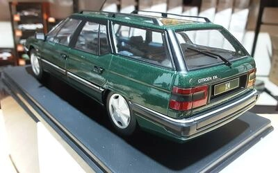 WHITEBOX 1/24 - CITROEN XM BREAK - METALLIC DARK GREEN - 199