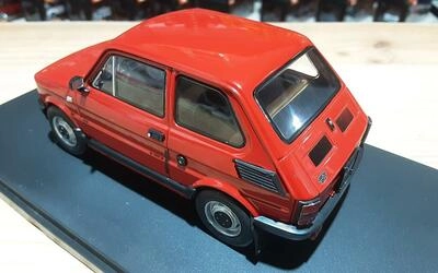 WHITEBOX 1/24 -  FIAT 126 P - 1985 - RED
