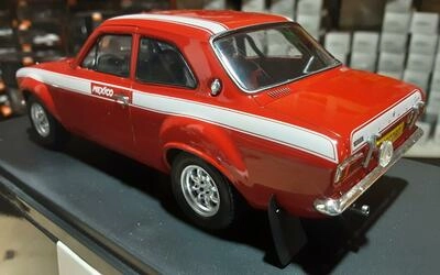 WHITEBOX 1/24 - FORD ESCORT MK I RS MEXICO - RED/WHITE - 197