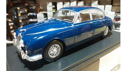 WHITEBOX 1/24 -  JAGUAR MK II - DARK BLUE - 1959