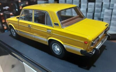 WHITEBOX 1/24 -  LADA 1600 LS - YELLOW - 1980
