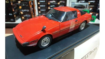 WHITEBOX 1/24 -  MAZDA RX-7 RHD - RED - 1980