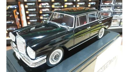 WHITEBOX 1/24 -  MERCEDES 220 (W111) - BLACK - 1959