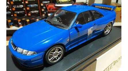 WHITEBOX 1/24 -  NISSAN SKYLINE GT-R (R33) RHD - BLUE - 1997