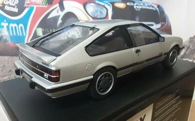 WHITEBOX 1/24 -  OPEL MONZA A2 GSE - SILVER - 1983