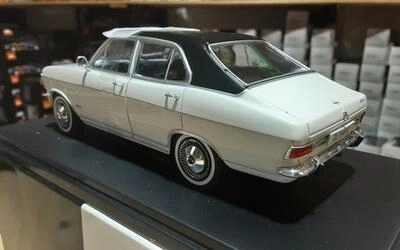 WHITEBOX 1/24 -  OPEL OLYMPIA A - WHITE - 1967