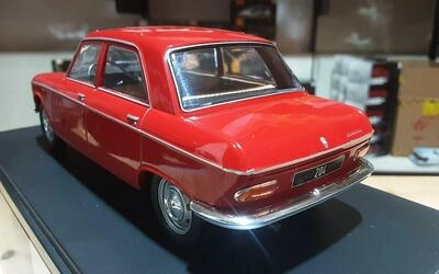 WHITEBOX 1/24 -  PEUGEOT 204 - RED - 1968