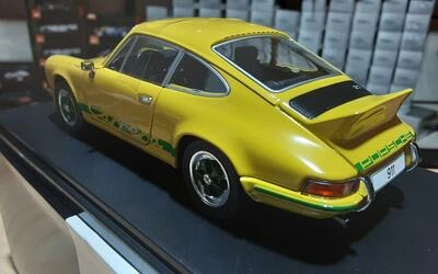 WHITEBOX 1/24 - PORSCHE 911 CARRERA 2.7 RS - YELLOW GREEN - 