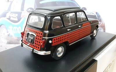 WHITEBOX 1/24 -  RENAULT 4 L PARISIENNE - BLACK - 1964