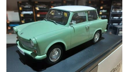 WHITEBOX 1/24 - TRABANT 601 - 1965 - CLEAR GREEN
