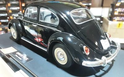 WHITEBOX 1/24 -  VW BEETLE 1200 - BLACK - 1960