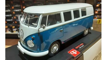 WHITEBOX 1/24 -  VW T1 KOMBI - WHITE / BLUE - 1962