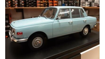 WHITEBOX 1/24 -  WARTBURG 353 - LIGHT BLUE - 1967